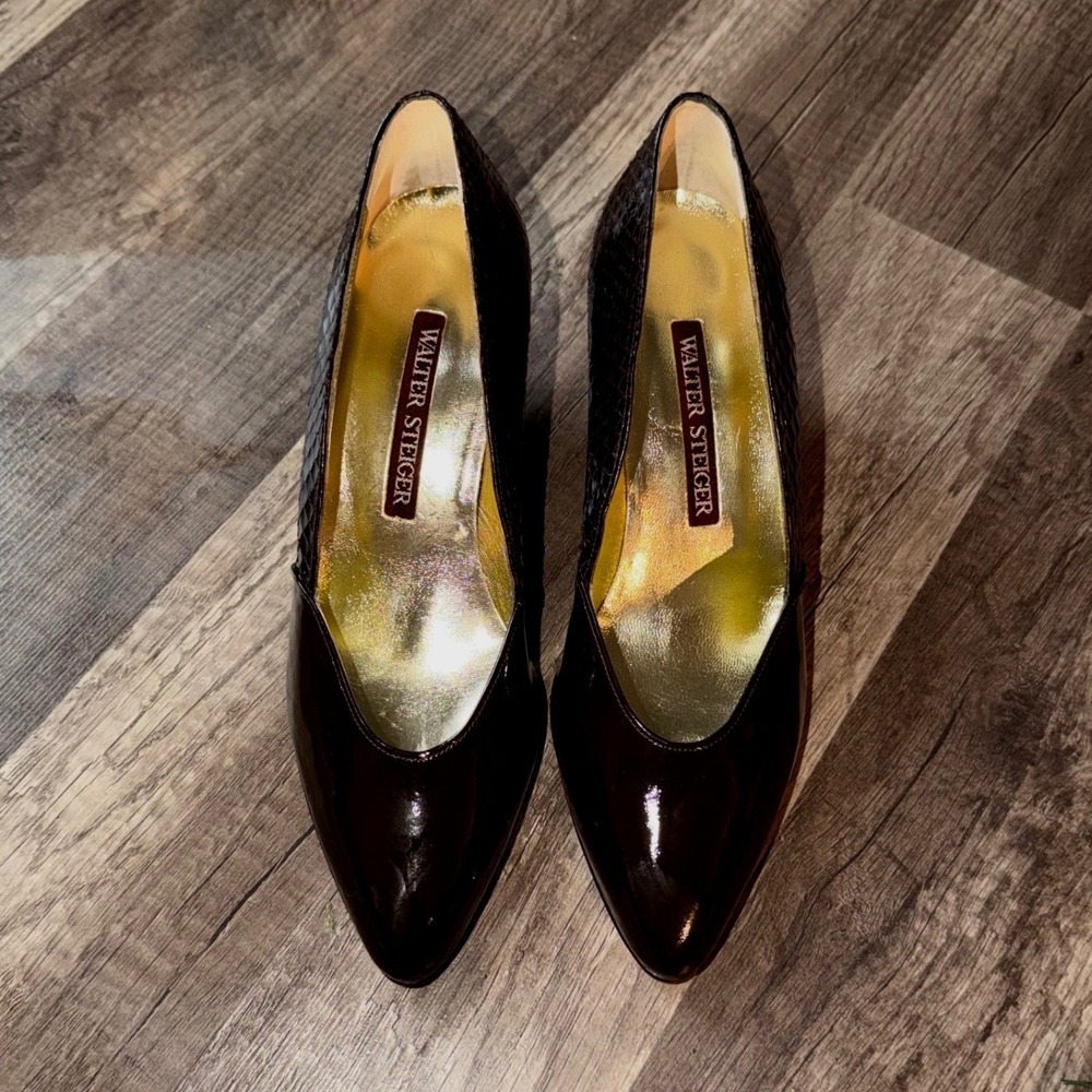 Walter Steiger Brown Patent Snakeskin Embossed Pointed Toe Pumps Italy 6.5B